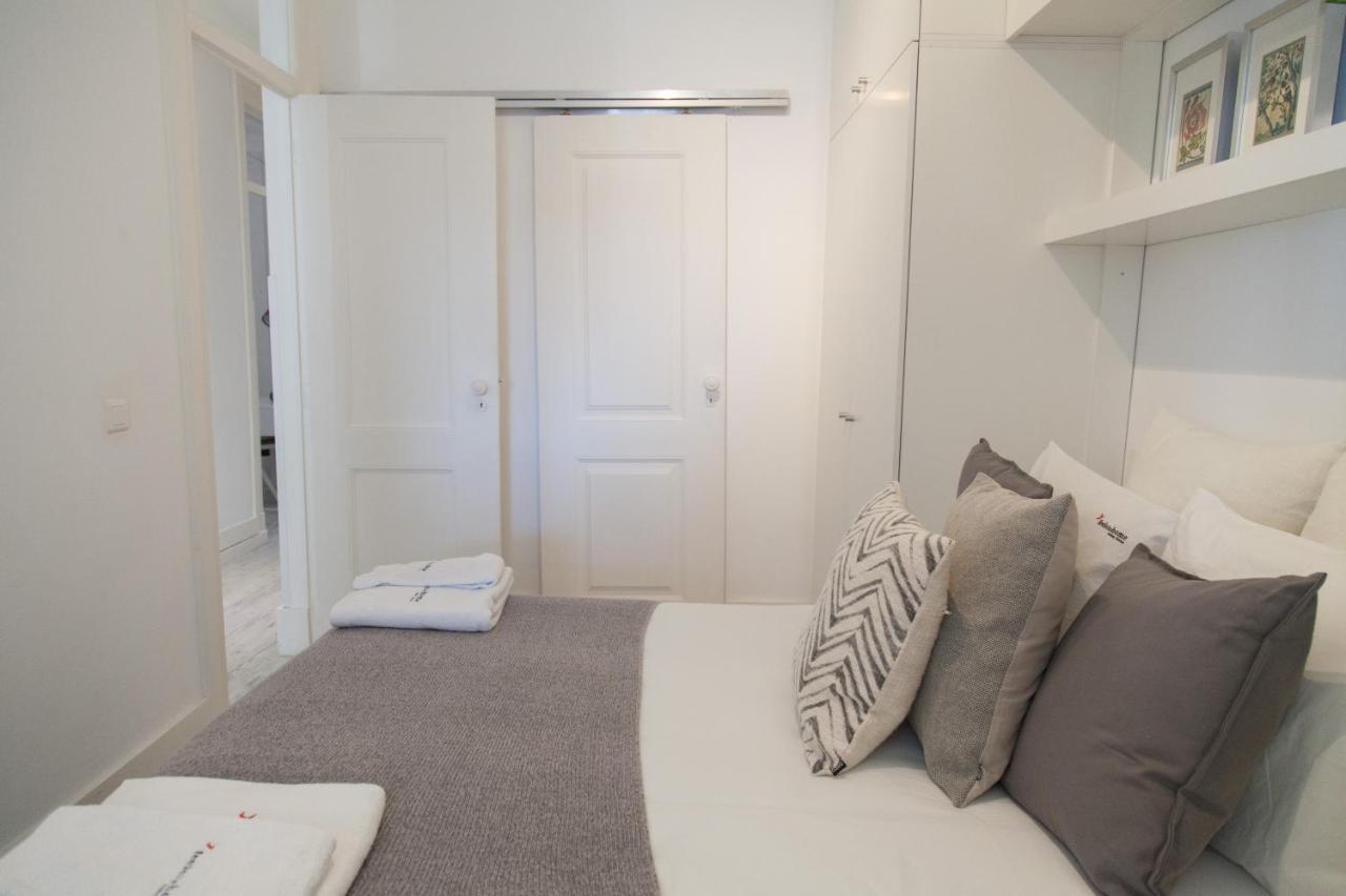 Flh Madragoa Fresh Design Apartment Lisbon Luaran gambar